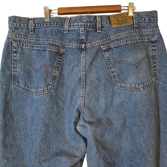 Vintage Levis 545 Denim Blue Jeans 44X32 Straight Leg Loose Fit - Picture 4 of 6